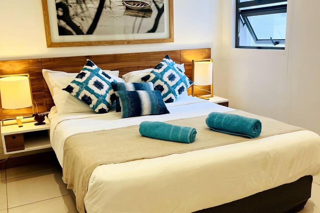 Latitude Luxury Seafront Suite ริวิแยร์นัวร์ ภายนอก รูปภาพ