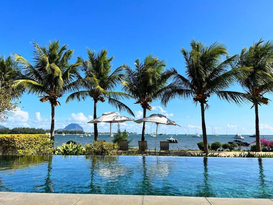 Latitude Luxury Seafront Suite ริวิแยร์นัวร์ ภายนอก รูปภาพ